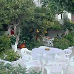 Hotel Themisto