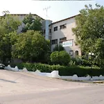 Hotel Themisto 2*