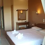 Hotel Themisto 2*