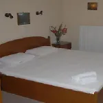 Hotel Themisto Nikolaíika