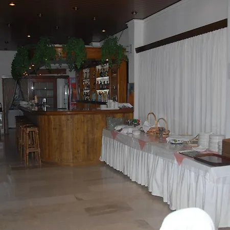 Themisto Hotel Nikolaíika