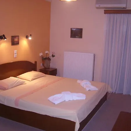 Hotel Themisto 2*