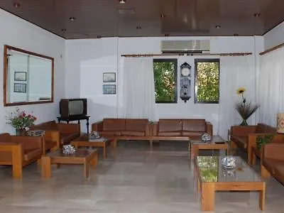 Hotel Themisto 2*
