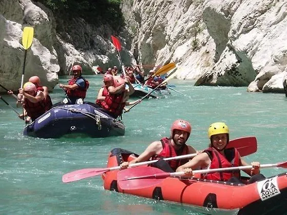 Hotel Themisto Nikolaíika